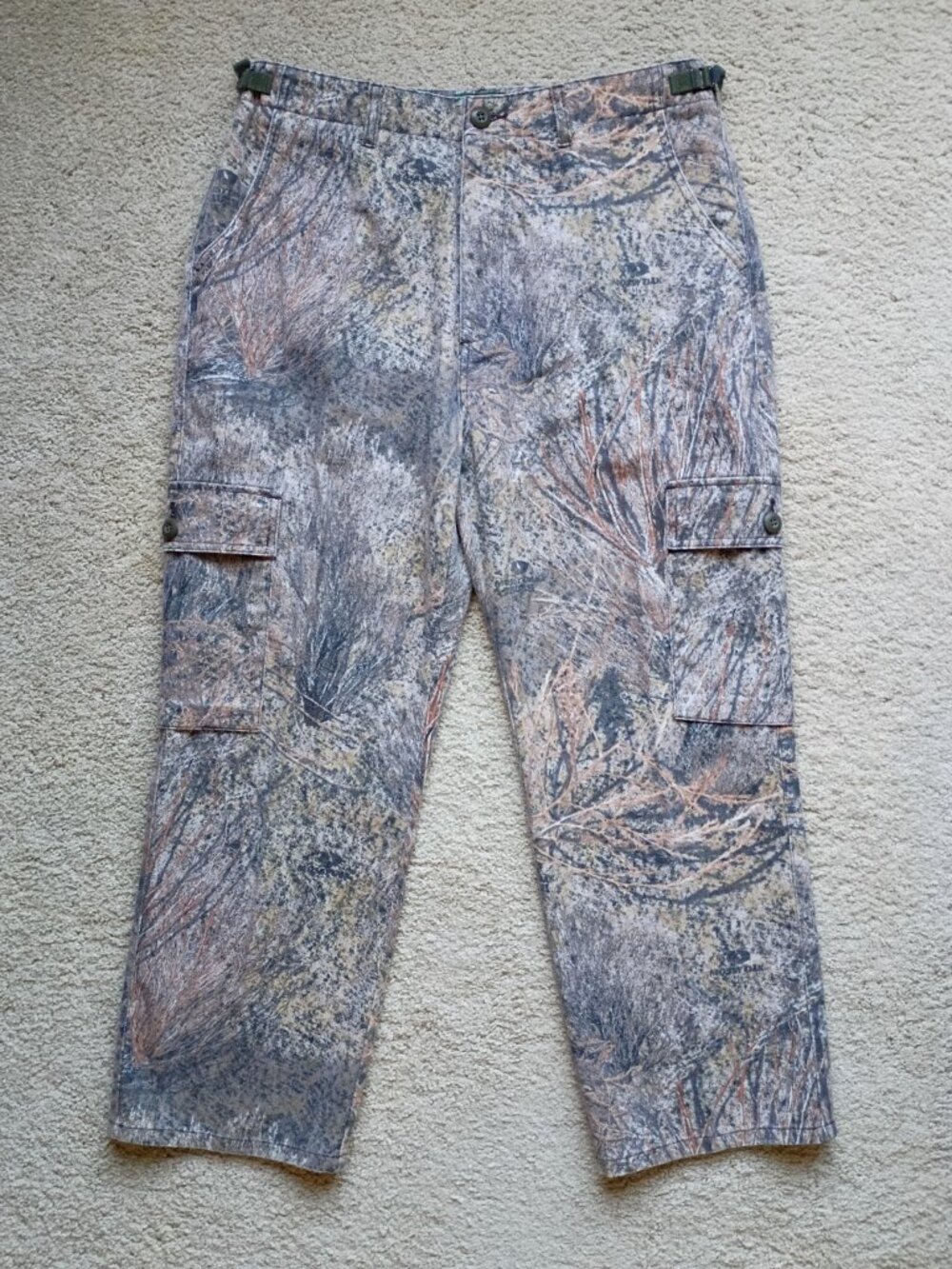 Cabela's Jeans Men's 34x26 Mossy Oak Camo Denim Cargo Pants Outdoor Hunting GUC